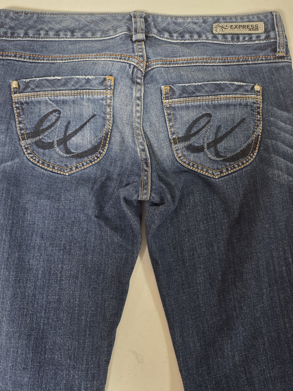 🦋👖✨ Express Stella Low Rise Bootcut Flare Jeans Y2K Medium Wash Size 4 McBling - Picture 5 of 9
